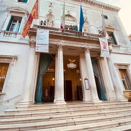 Multiproprieta Apartment